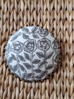 サークルブローチ③(ハンドメイド)