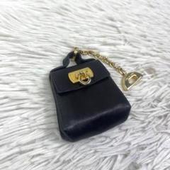 Salvatore Ferragamo キーホルダー キーチャームガンチーニ